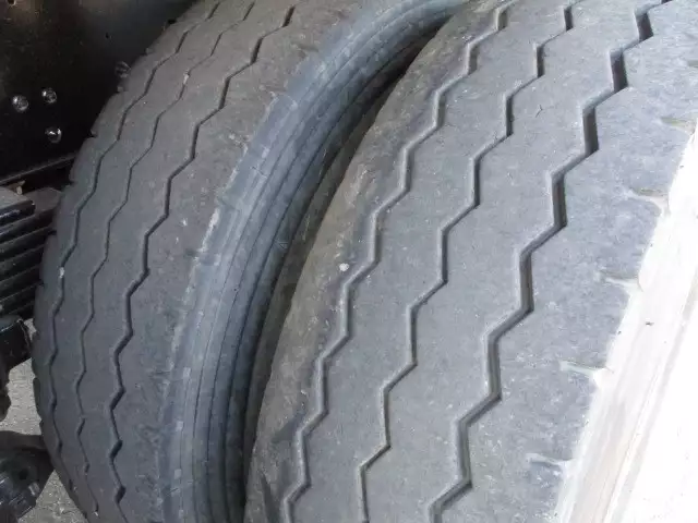 平成26年10月中古大型日産UDクオンの画像48