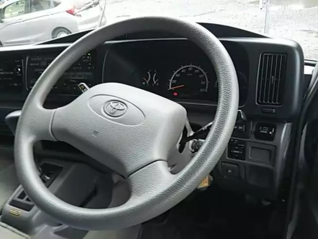平成27年02月中古中型バストヨタトヨタの画像5