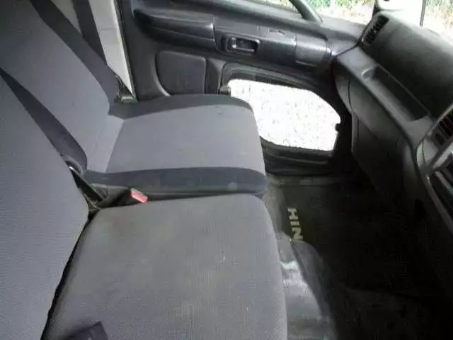 平成25年12月中古中型日野日野の画像34