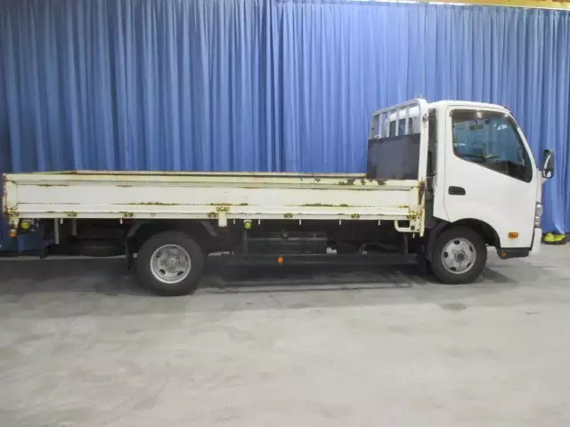 平成23年10月中古小型日野の画像4