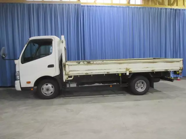 平成23年10月中古小型日野の画像7