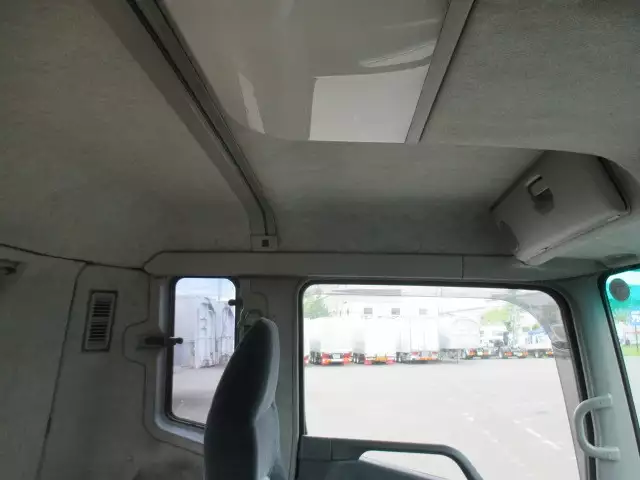 平成18年06月中古大型トラクタヘッド三菱ふそうスーパーグレートの画像18