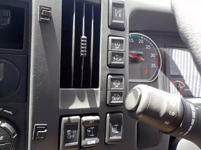 令和02年09月中古中型いすゞいすゞの画像45