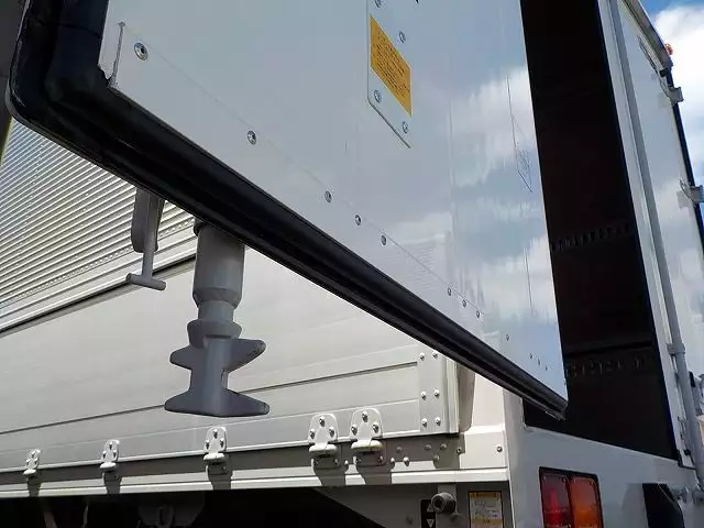 令和02年09月中古中型いすゞいすゞの画像37