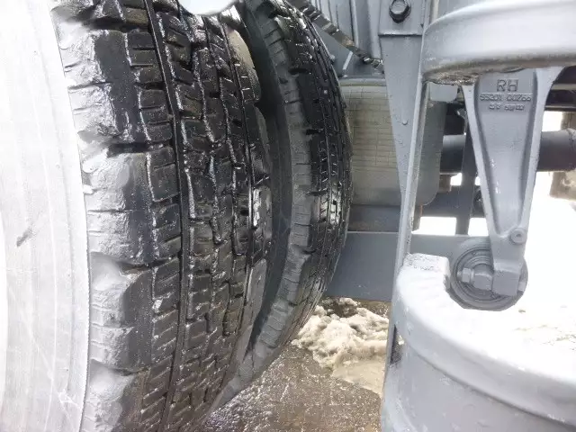 平成17年03月中古大型トラクタヘッド日産UDニッサンディーゼルの画像11