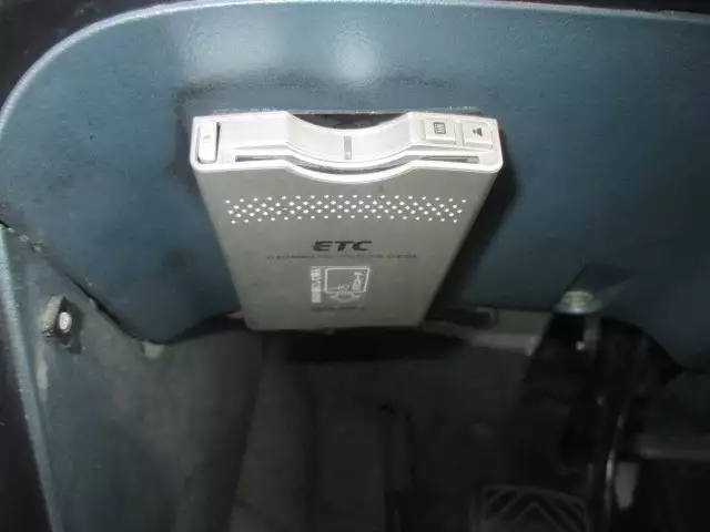 平成17年03月中古大型トラクタヘッド日産UDニッサンディーゼルの画像31