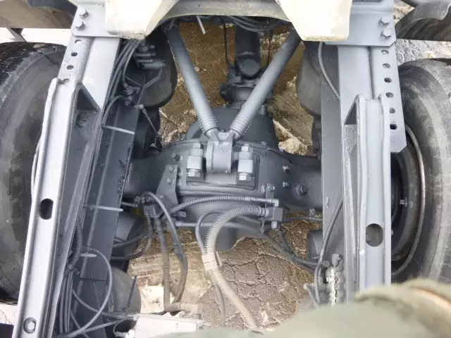 平成17年03月中古大型トラクタヘッド日産UDニッサンディーゼルの画像42