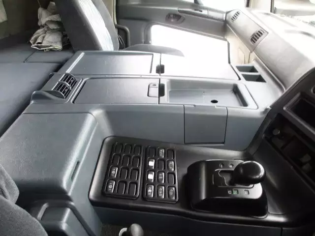 平成18年12月中古大型トラクタヘッド三菱ふそう三菱の画像35