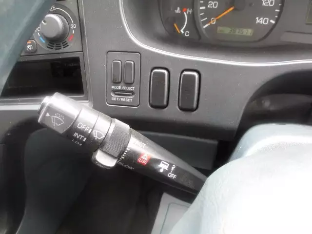 平成18年12月中古大型トラクタヘッド三菱ふそう三菱の画像40