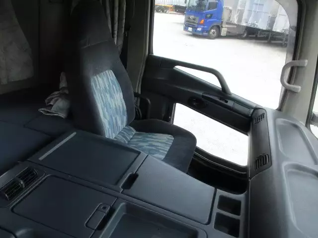 平成18年12月中古大型トラクタヘッド三菱ふそう三菱の画像43