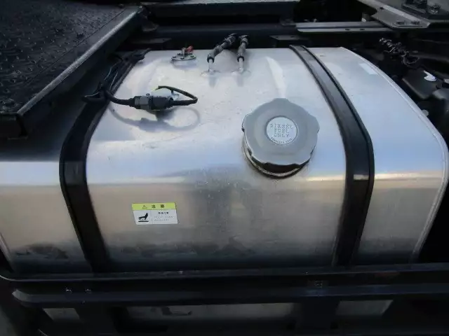 平成28年09月中古大型トラクタヘッド三菱ふそうスーパーグレートの画像17