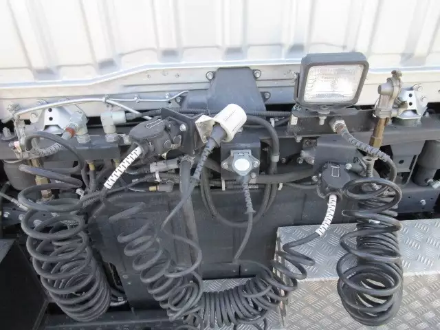 平成28年09月中古大型トラクタヘッド三菱ふそうスーパーグレートの画像19