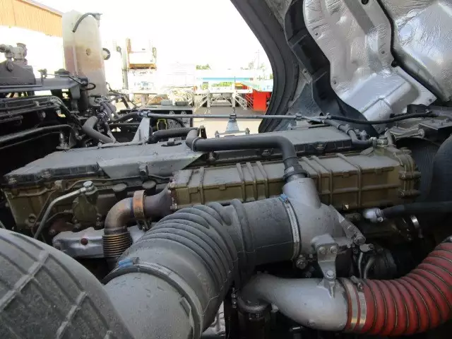 平成28年09月中古大型トラクタヘッド三菱ふそうスーパーグレートの画像28