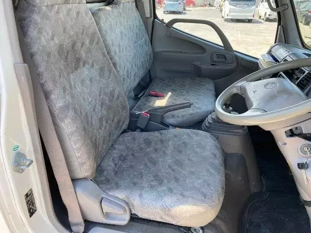 平成19年07月中古小型日野デュトロの画像38