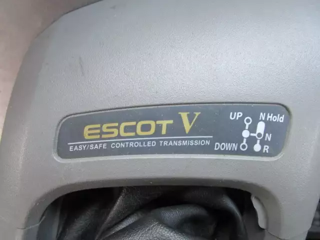 平成25年06月中古大型トラクタヘッド日産UDクオンの画像34