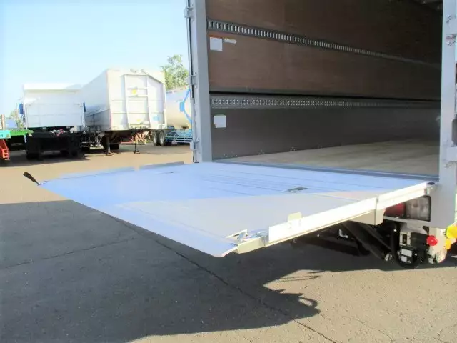 令和03年02月中古中型いすゞフォワードの画像23