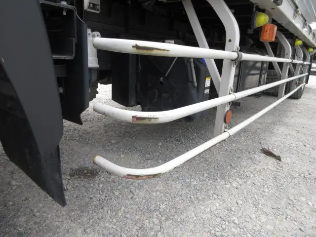 寒冷地仕様 日野 増トンウイング 7200ワイド 240馬力 MT 格納ゲート 積載:6,200kgの画像16