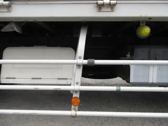 寒冷地仕様 日野 増トンウイング 7200ワイド 240馬力 MT 格納ゲート 積載:6,200kgの画像19