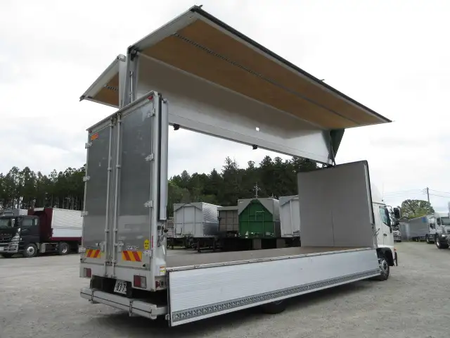 寒冷地仕様 日野 増トンウイング 7200ワイド 240馬力 MT 格納ゲート 積載:6,200kgの画像36