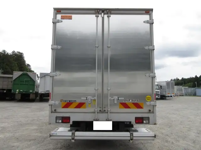 寒冷地仕様 日野 増トンウイング 7200ワイド 240馬力 MT 格納ゲート 積載:6,200kgの画像6