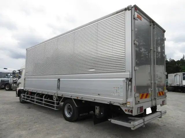 寒冷地仕様 日野 増トンウイング 7200ワイド 240馬力 MT 格納ゲート 積載:6,200kgの画像7