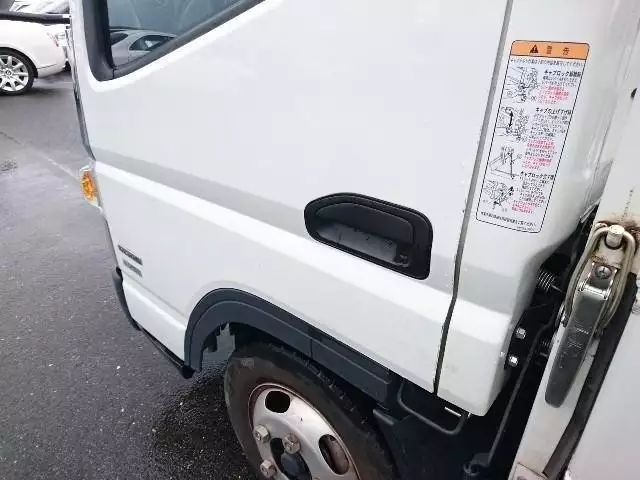 平成30年11月中古中型三菱ふそう三菱ふそうの画像14