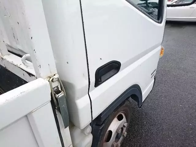 平成30年11月中古中型三菱ふそう三菱ふそうの画像18