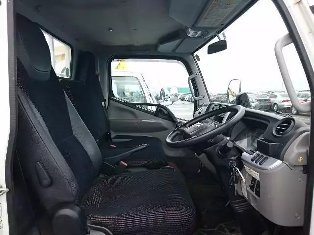 平成30年11月中古中型三菱ふそう三菱ふそうの画像31