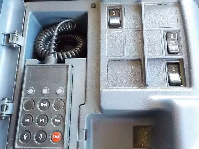 平成18年07月中古大型トラクタヘッド日野日野の画像46