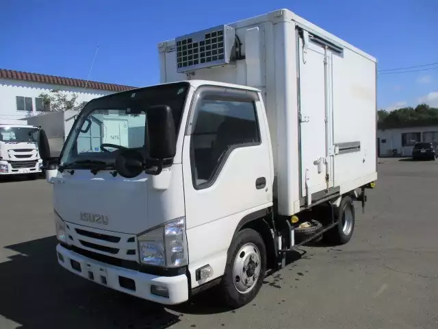 平成27年07月中古小型冷凍バン・ウィングいすゞいすゞの画像1