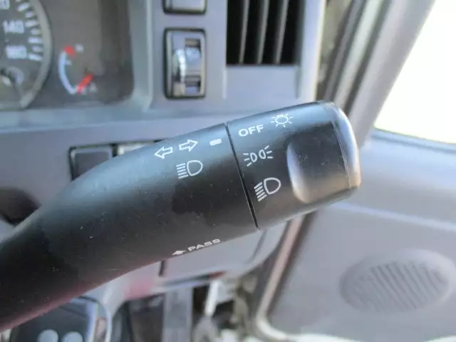 平成27年07月中古小型冷凍バン・ウィングいすゞいすゞの画像26