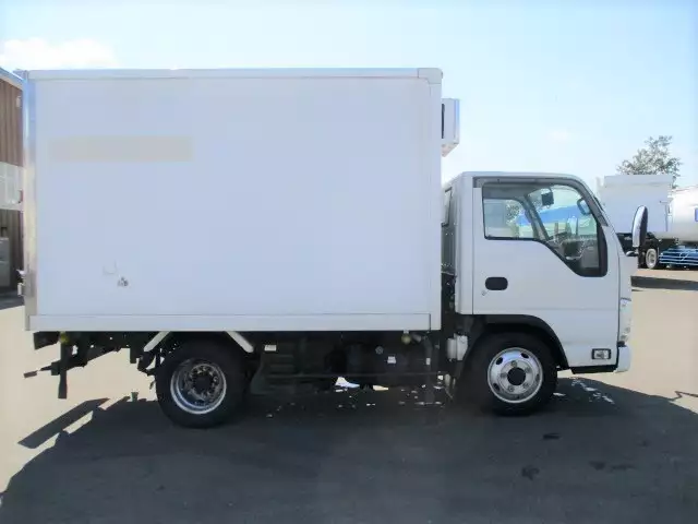 平成27年07月中古小型冷凍バン・ウィングいすゞいすゞの画像4