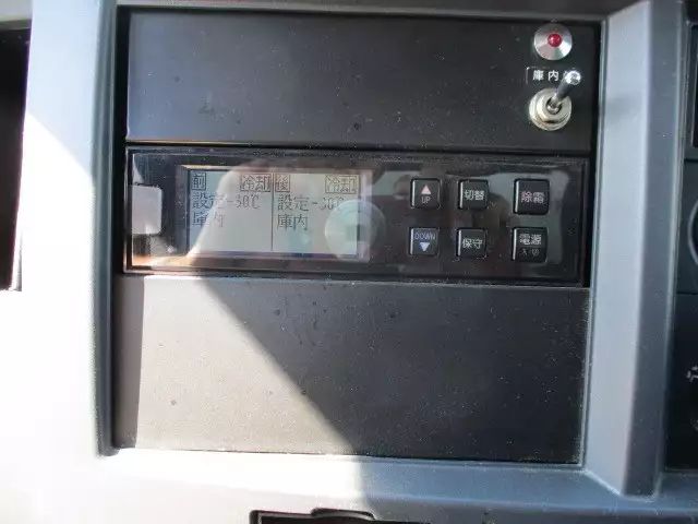 平成27年07月中古小型冷凍バン・ウィングいすゞいすゞの画像35