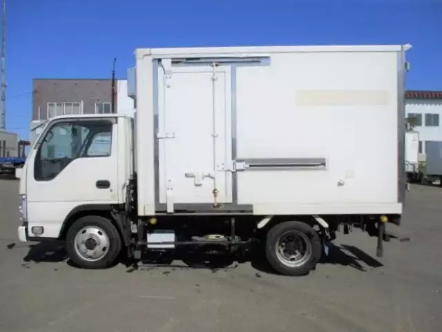 平成27年07月中古小型冷凍バン・ウィングいすゞいすゞの画像8