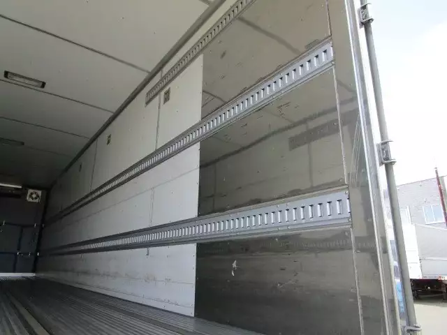 平成27年11月中古大型冷凍バン・ウィング日野プロフィアの画像21