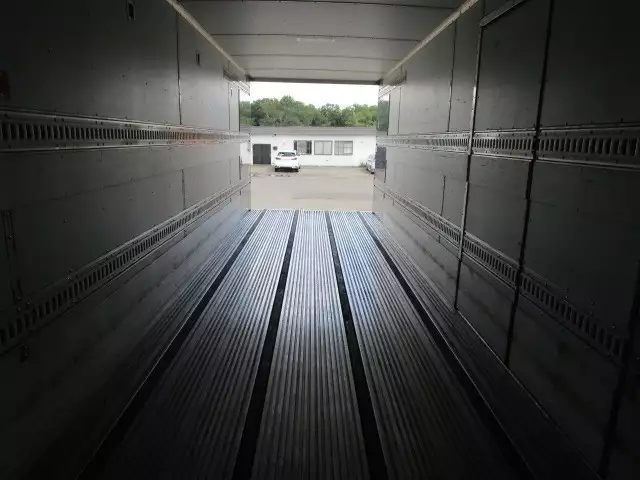 平成27年11月中古大型冷凍バン・ウィング日野プロフィアの画像23