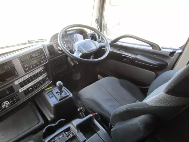 平成27年11月中古大型冷凍バン・ウィング日野プロフィアの画像43