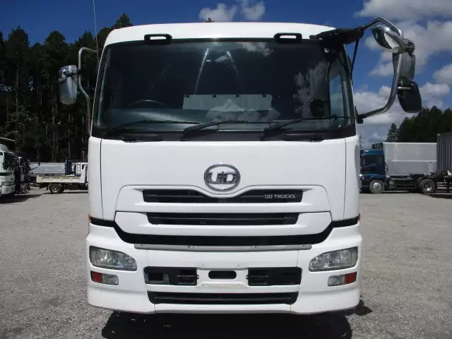 平成26年08月中古大型日産UDクオンの画像2