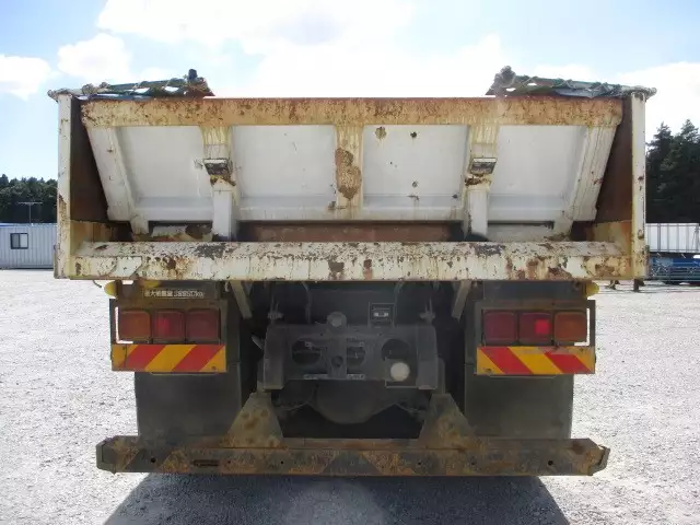 平成26年08月中古大型日産UDクオンの画像6