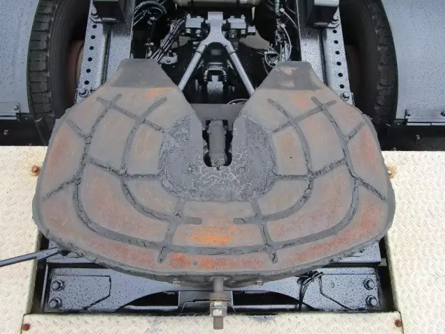 平成24年03月中古大型トラクタヘッド日野プロフィアの画像14