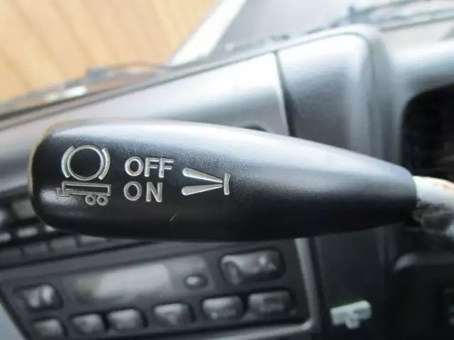 平成24年03月中古大型トラクタヘッド日野プロフィアの画像31