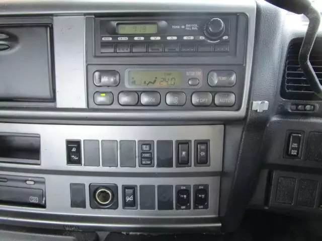 平成24年03月中古大型トラクタヘッド日野プロフィアの画像32