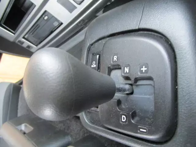 平成24年03月中古大型トラクタヘッド日野プロフィアの画像35