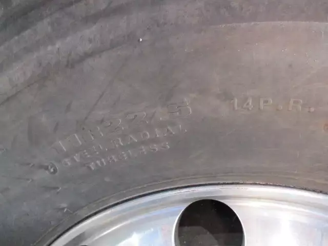 平成26年09月中古大型トラクタヘッド日産UDクオンの画像11