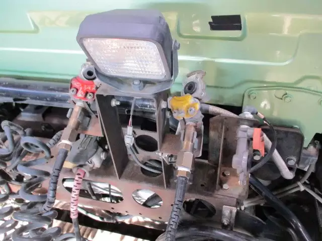 平成26年09月中古大型トラクタヘッド日産UDクオンの画像16