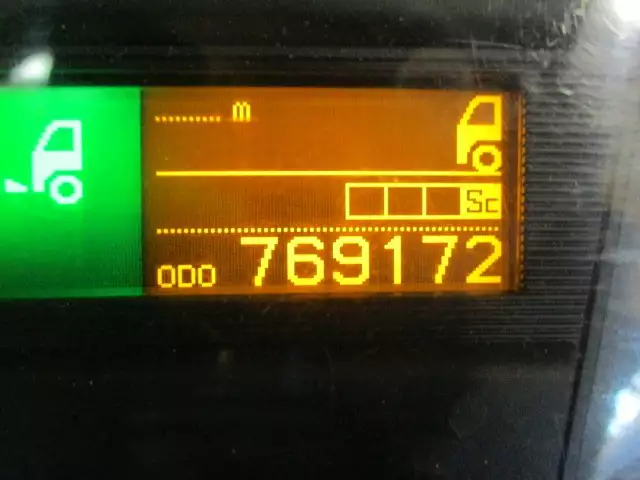 平成26年09月中古大型トラクタヘッド日産UDクオンの画像30