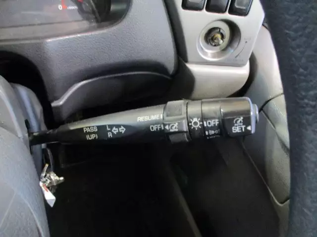 平成26年09月中古大型トラクタヘッド日産UDクオンの画像31