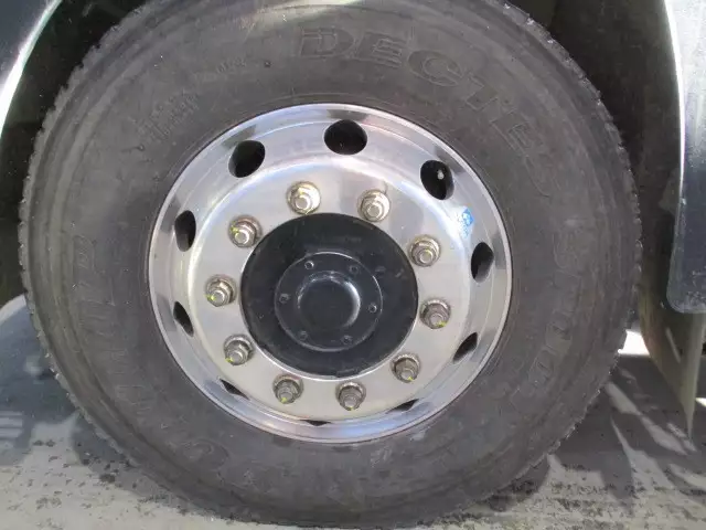 平成26年09月中古大型トラクタヘッド日産UDクオンの画像10