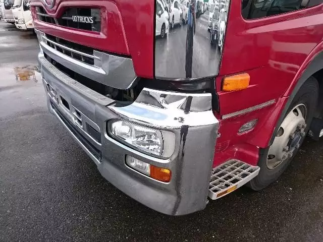 平成22年07月中古大型日産UDUDトラックスの画像12