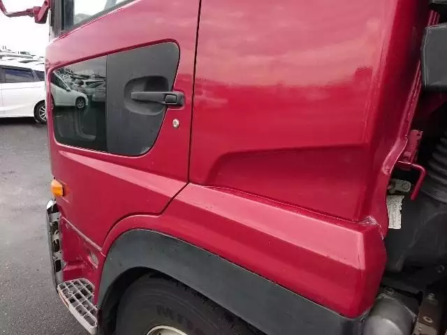 平成22年07月中古大型日産UDUDトラックスの画像14